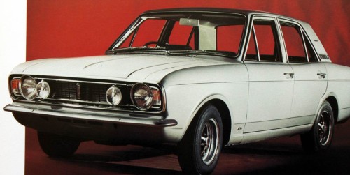 Cortina 1600E